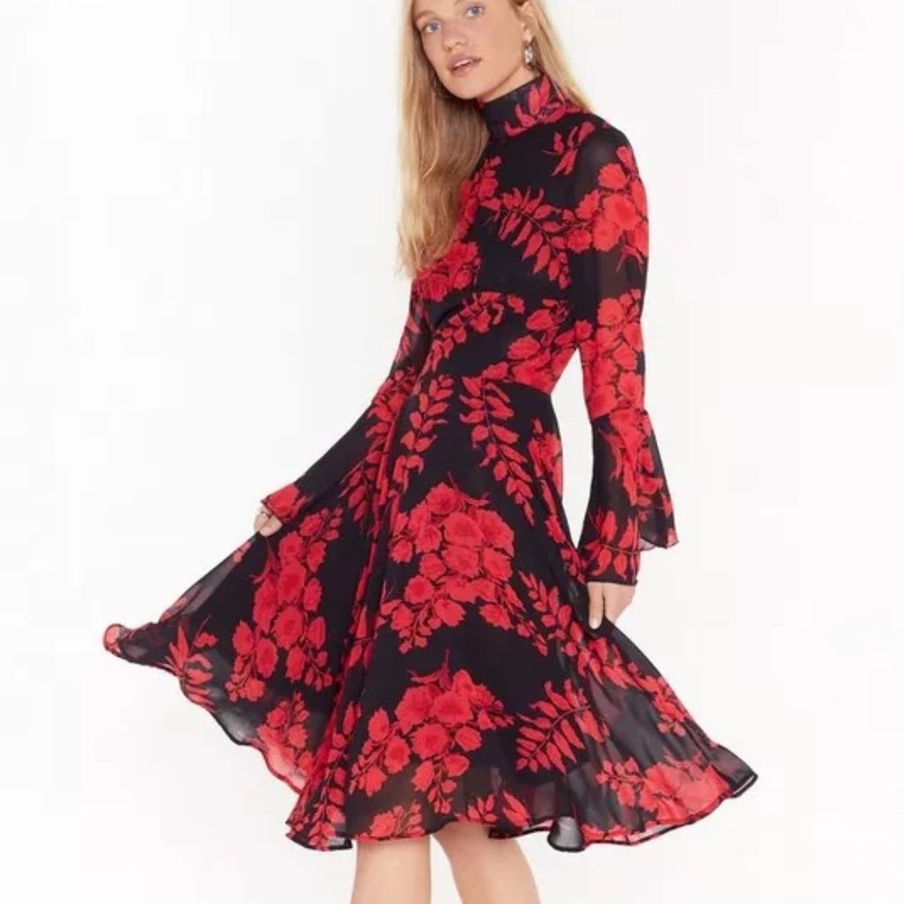 NastyGal Large Floral High Neck Underbust Seam Dress